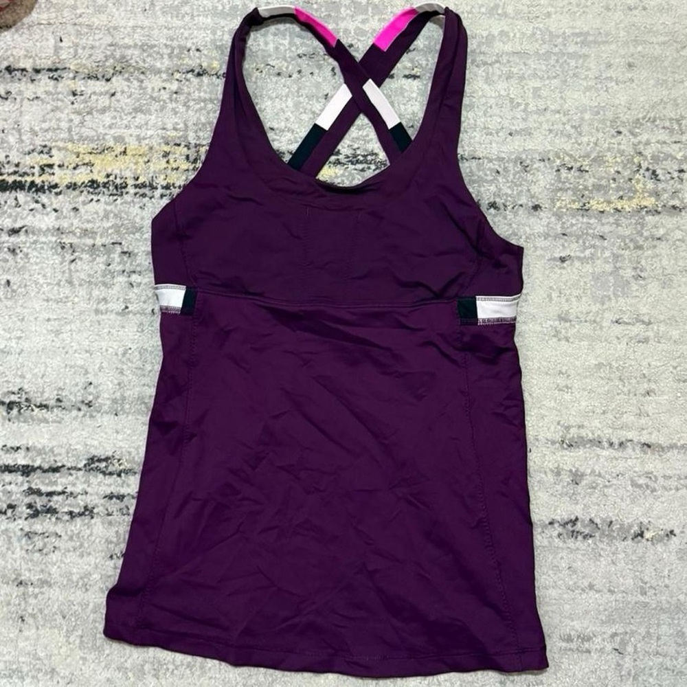 Lululemon stuff your bra tank